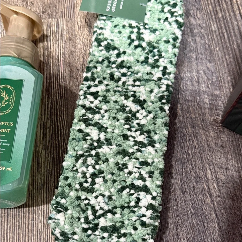 Bath & Body Works Eucalyptus Spearmint Hand Soap